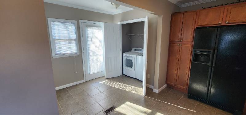 Building Photo - 2278 Venetian Dr SW