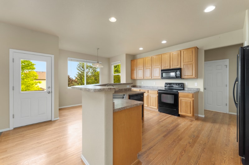 Building Photo - 7 Triangle Dr