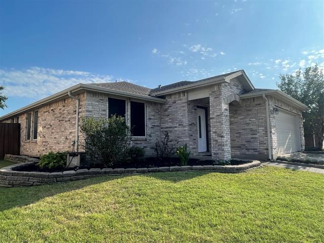 Building Photo - 1712 Silverwood Ln