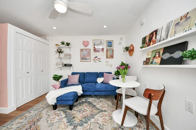 Building Photo - 5523 Cheena Dr