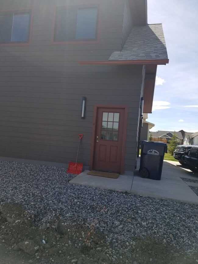 Building Photo - Furnished 1 Bed 1 Bath ADU Condo in Bozeman