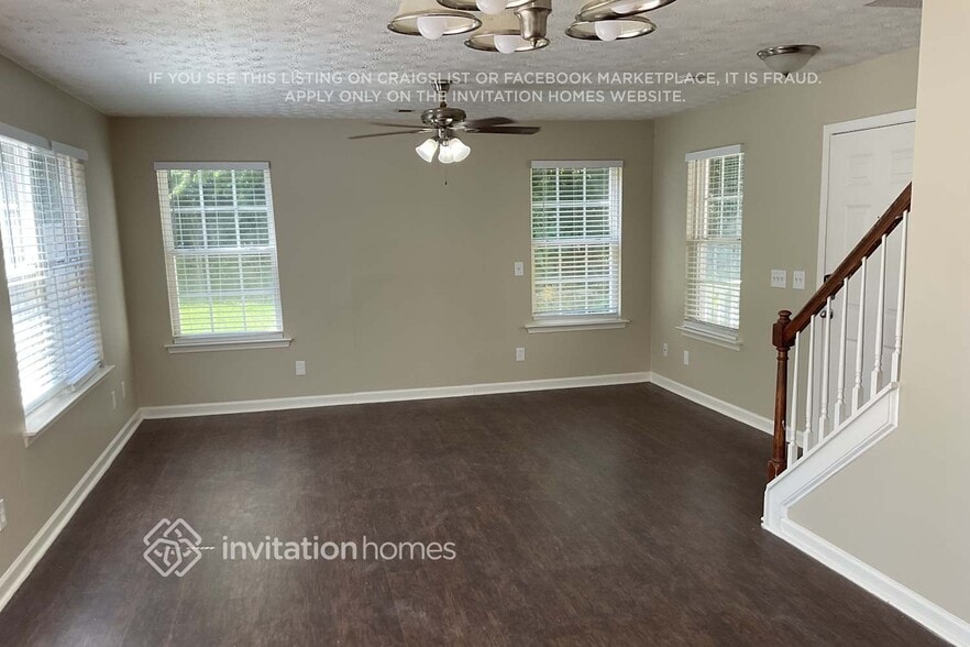 Building Photo - 866 Windcroft Cir NW