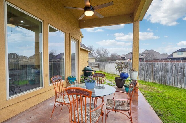 Building Photo - 2622 Fairwood Dr