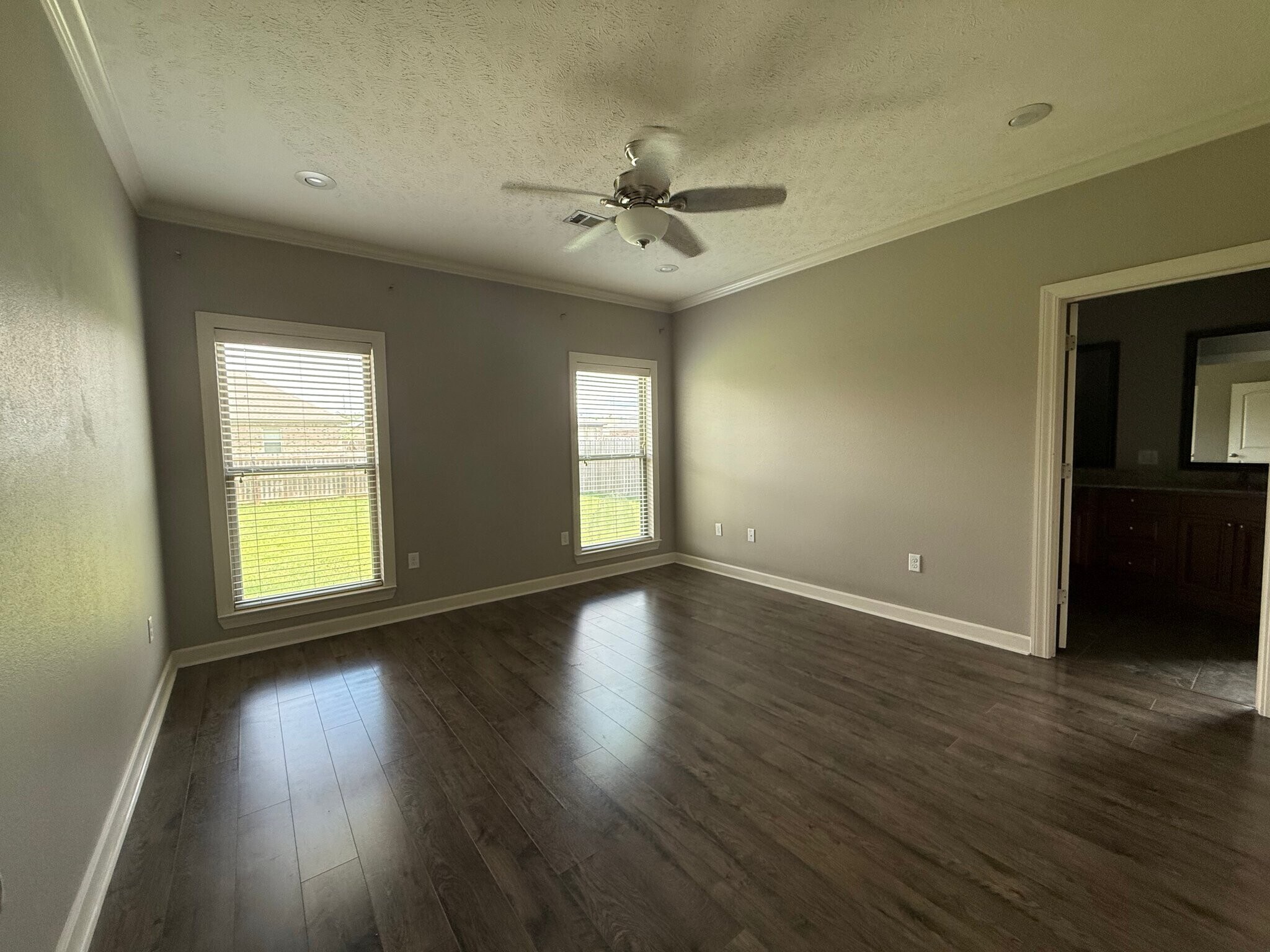 Building Photo - 1220 Andrews Dr