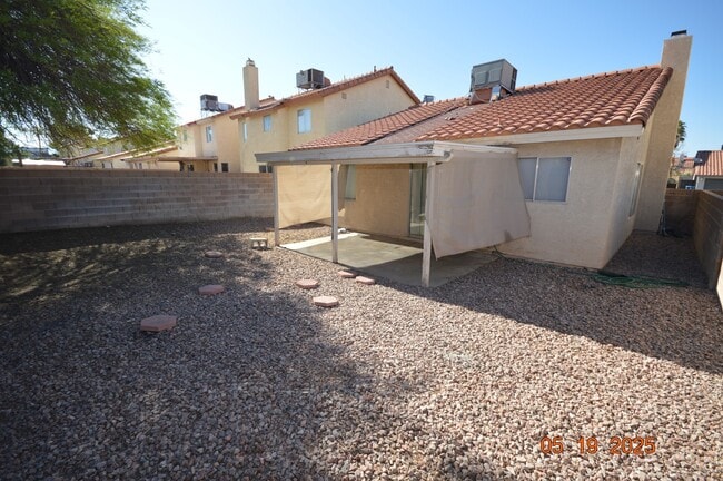 Building Photo - 6713 Reggie Cir