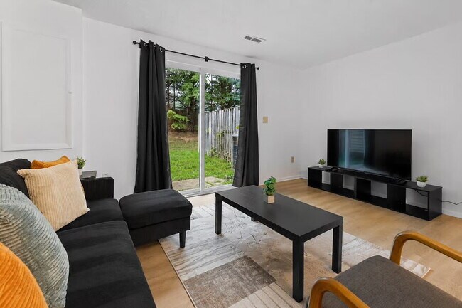 Building Photo - The Gunners Lake Gem | Modern 2BR Furnished Townhouse