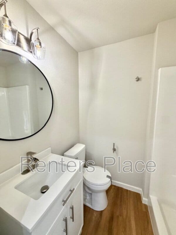 Building Photo - 543 N Ridgeway St