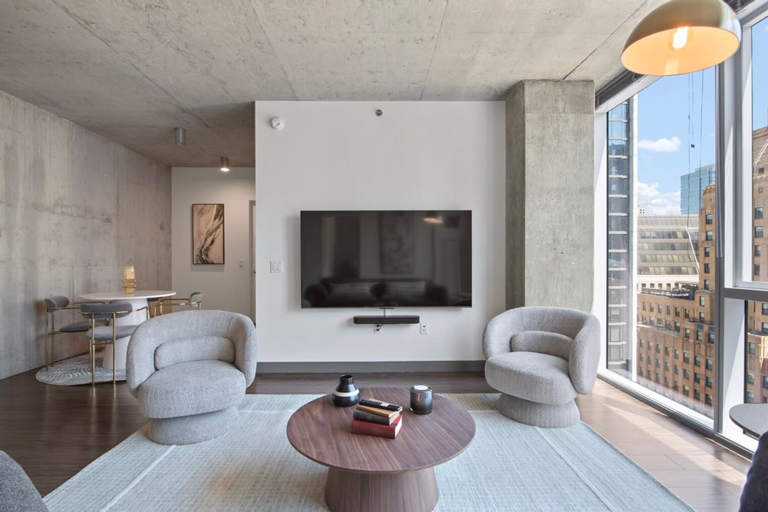 Building Photo - 236 W Lake St