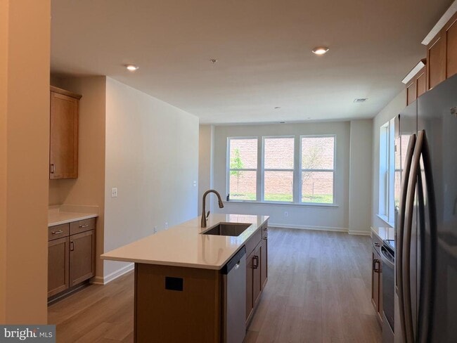 Building Photo - 2548 Neabsco Common Pl
