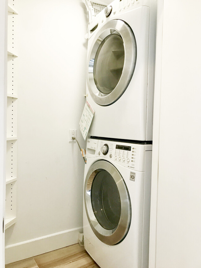 Oversized Laundry Units - 11700 Iowa Ave