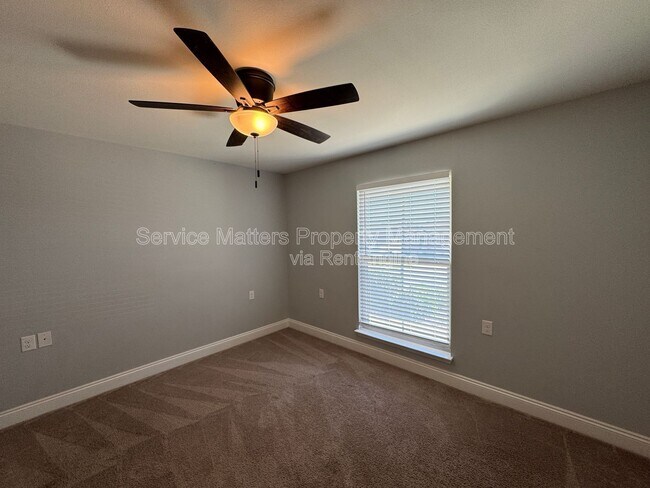 Building Photo - 5620 Blue Sky Ct