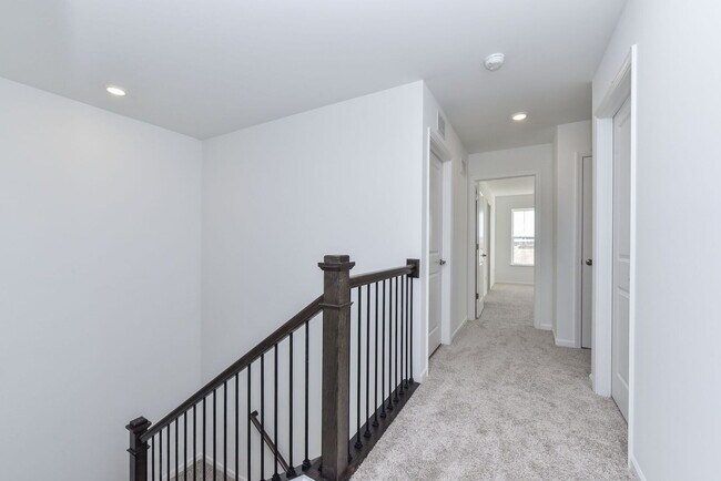 Building Photo - 15238 S Hepworth Ct