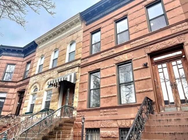 Primary Photo - 763 Jefferson Ave