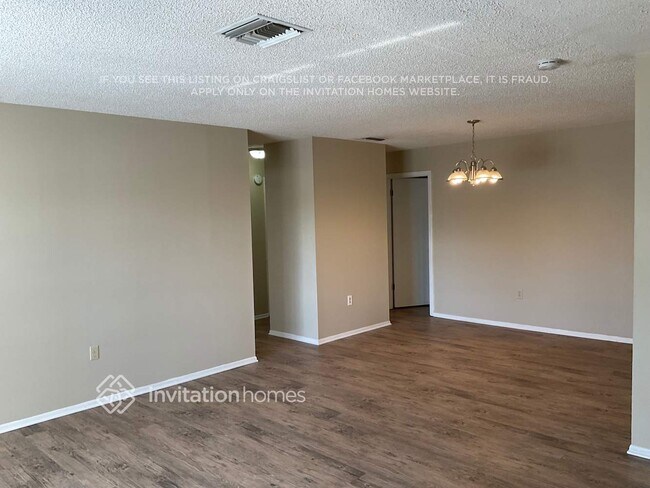 Building Photo - 8721 Schrader Blvd