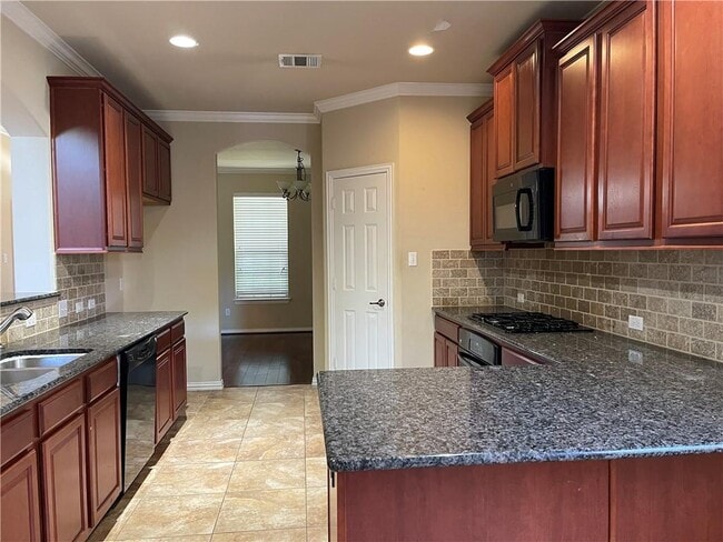 Building Photo - 1807 Harvest Bend Ln