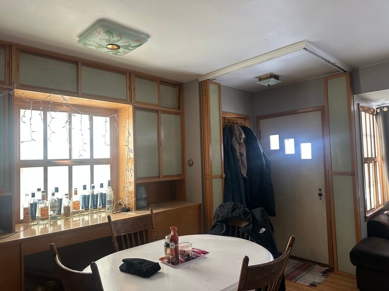 Building Photo - 1421 12th St N