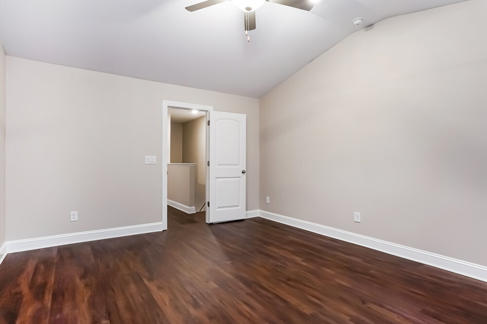 Building Photo - 327 Azalea Gaze Dr