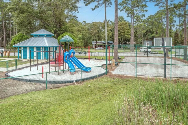 Building Photo - 1152 N County Hwy 393