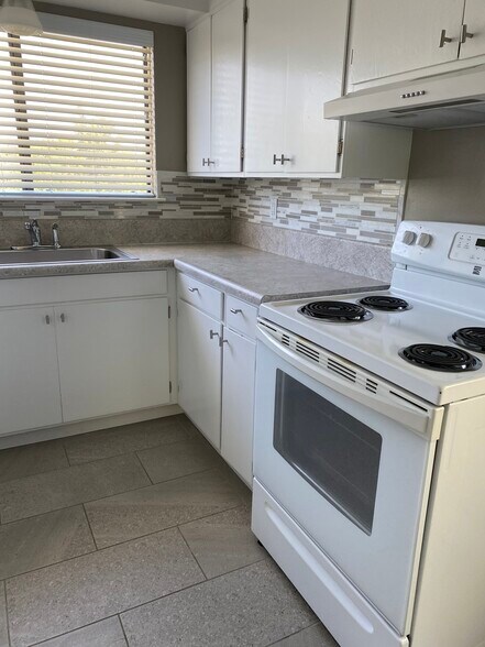 Building Photo - 510 Perry St