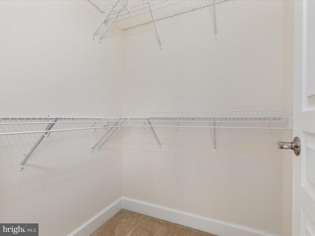 Building Photo - 6684 Muir Dr