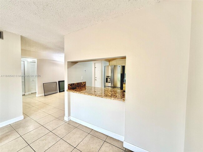 Building Photo - 5765 W 25th Ct