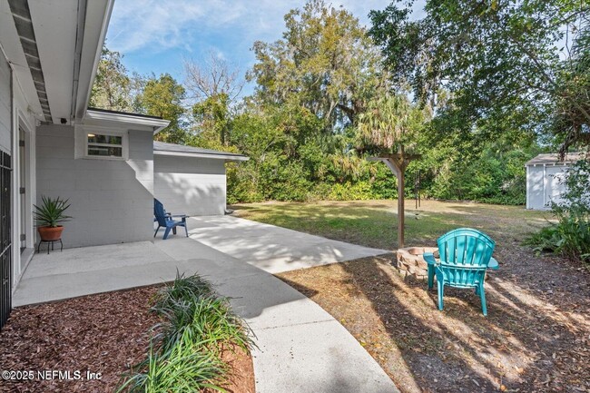 Building Photo - 7243 Ventura Ave