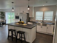 Building Photo - 691 Cimarron