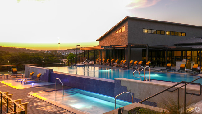 Building Photo - The View at Crown Ridge