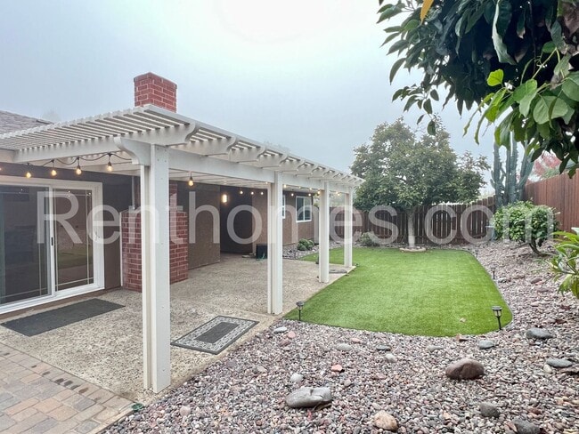 Building Photo - 4544 Jutland Dr
