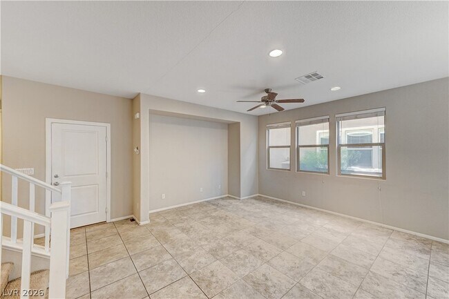 Building Photo - 10679 Country Knoll Way