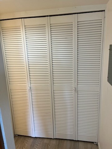 Laundry w/ W&D included - 540 N May