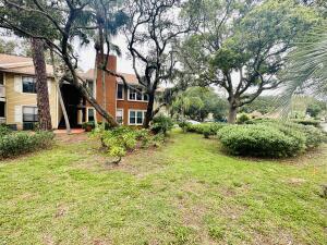 Building Photo - 225 S Tropical Trail