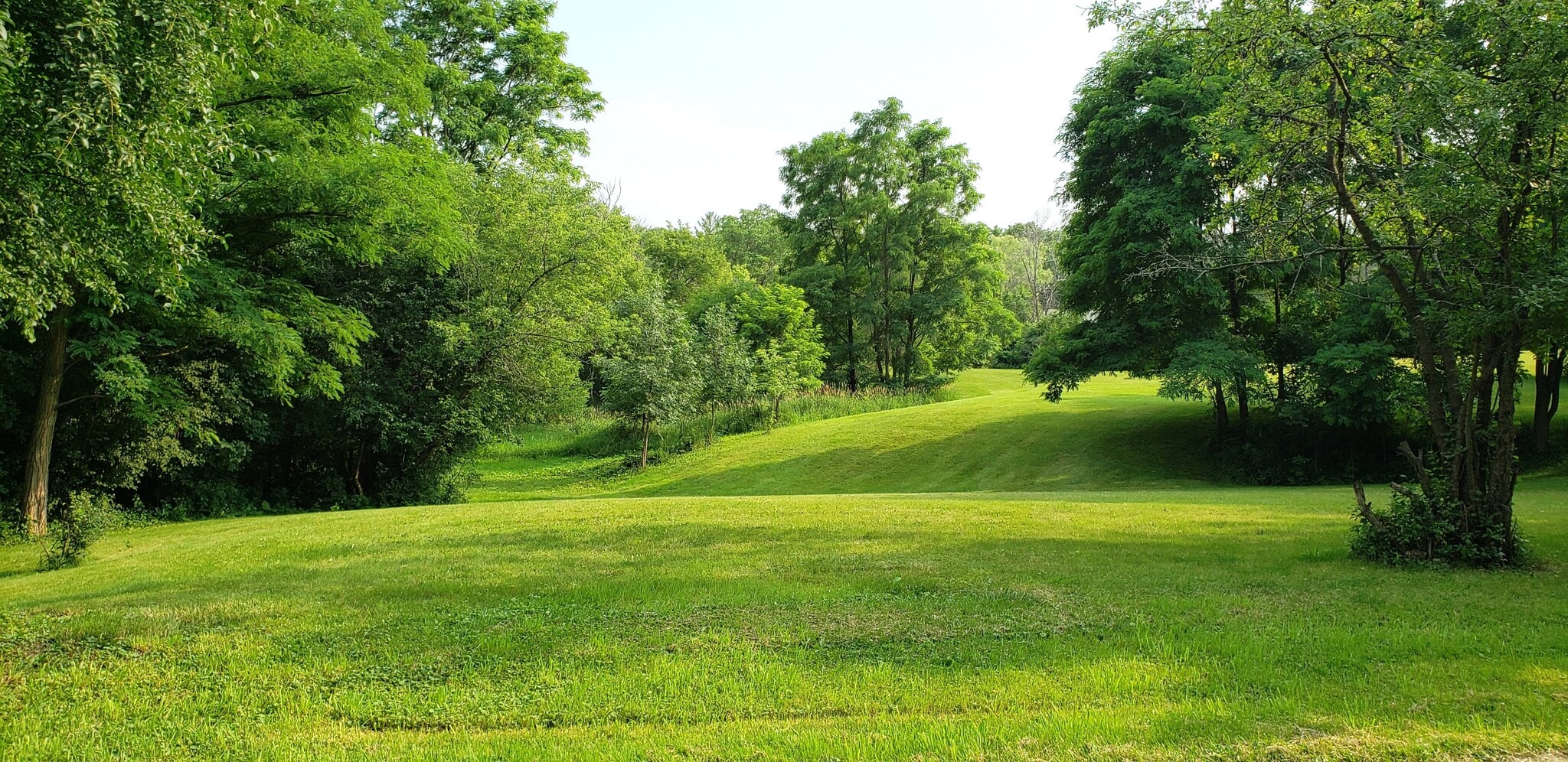 Building Photo - 18415 Hoffman Ave