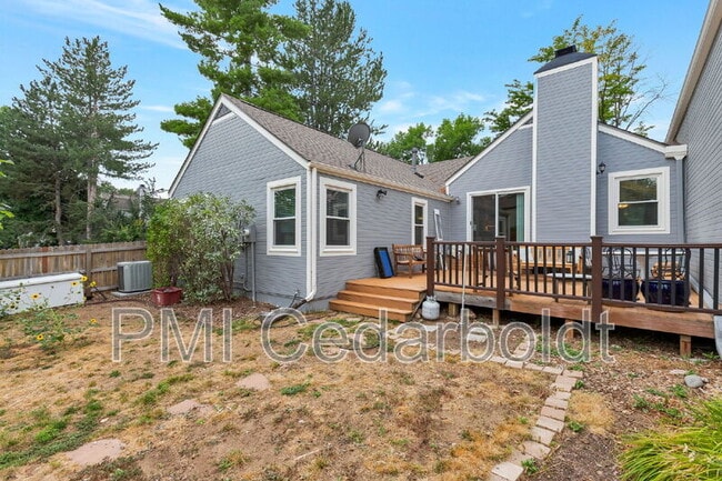 Building Photo - 6396 S Glencoe Ct