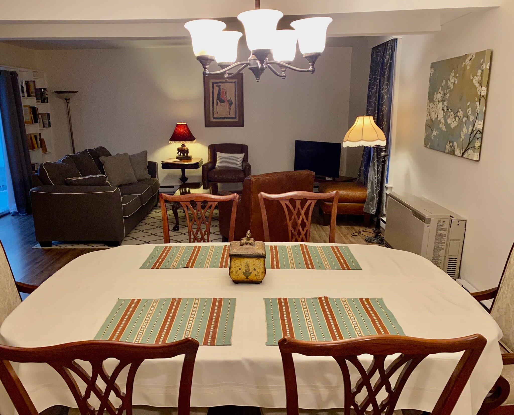 Dining area from kitchen - 159 Woodlawn Ave