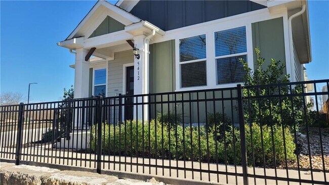 Building Photo - 5412 Golden Canary Ln