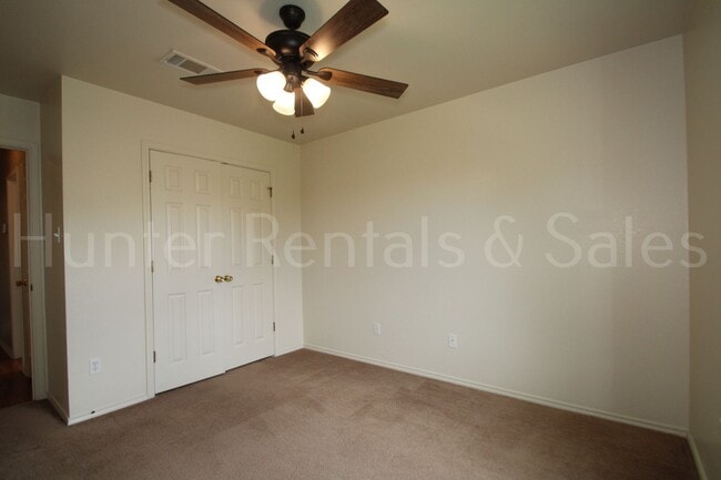 Building Photo - Bright, Open, and Ready to Welcome You Home