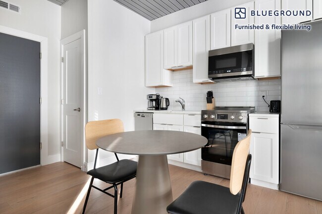Building Photo - 44 Bromfield St