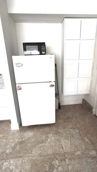 Building Photo - 3030 Plaza St