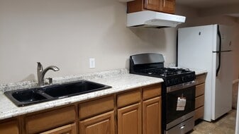 Building Photo - 1325 S Dawson St