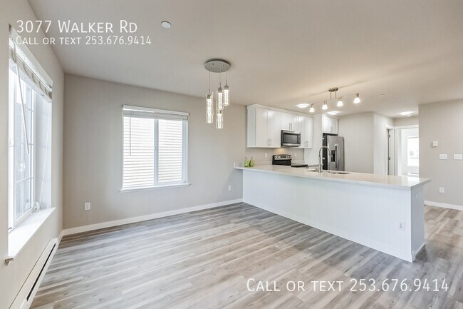 Building Photo - 3077 Walker Rd