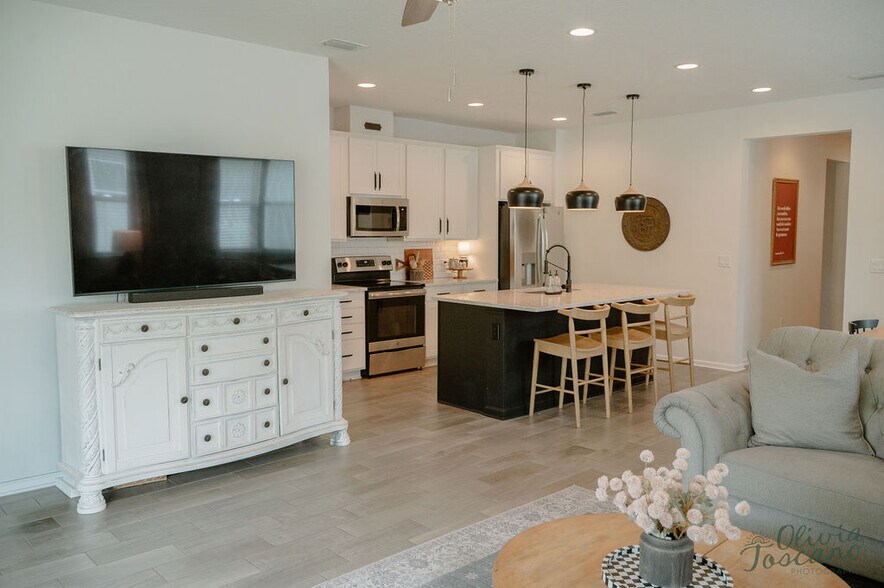 Building Photo - 1078 Persimmon Dr