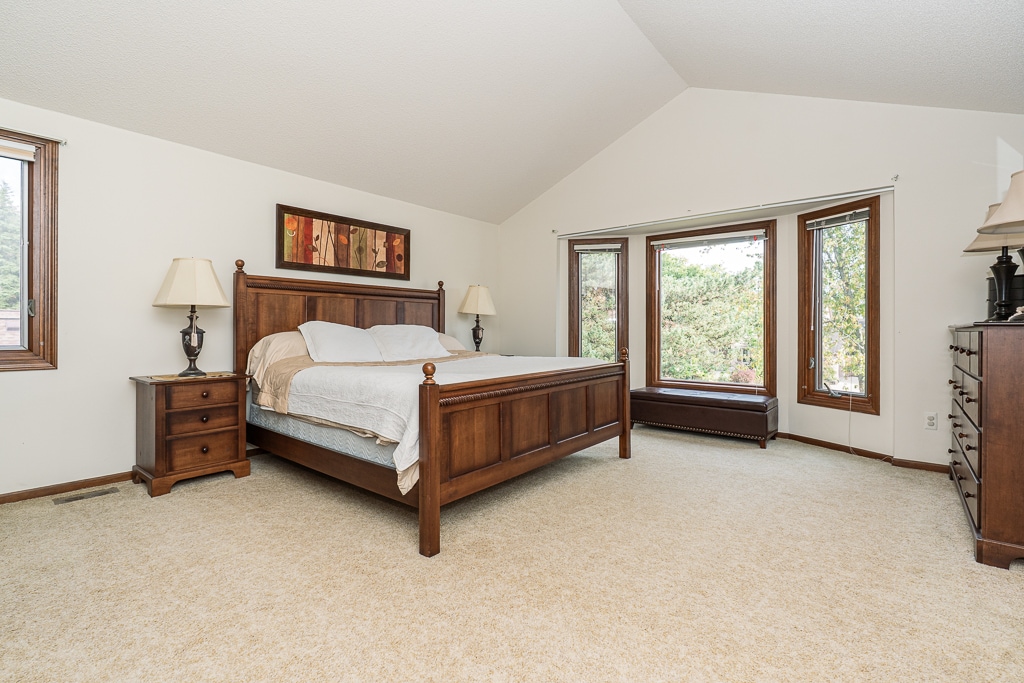 Building Photo - 1574 Devonshire Dr