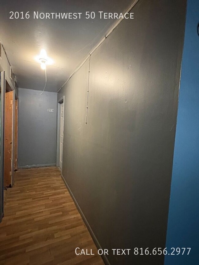 Building Photo - 2016 NW 50 Terrace