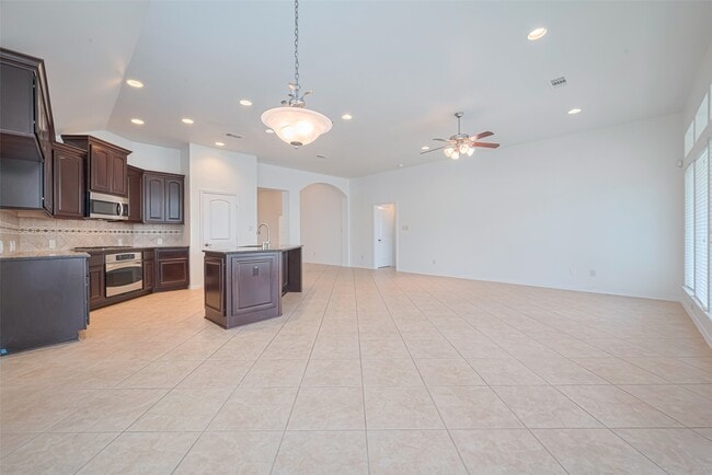 Building Photo - 13315 Peach Orchard Ln