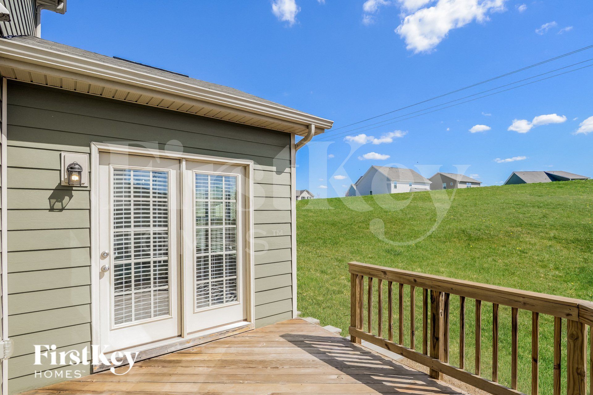 Building Photo - 825 Wingthorn Rose Dr