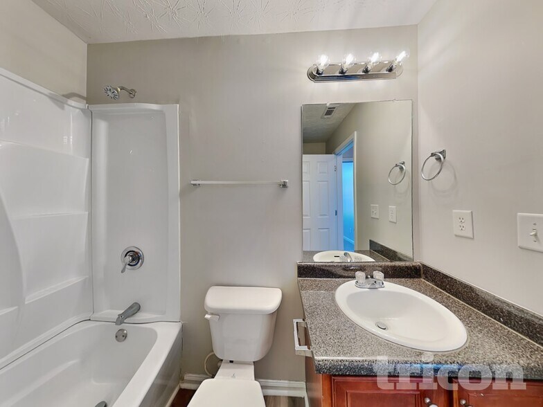 Building Photo - 70 Emerson Trail