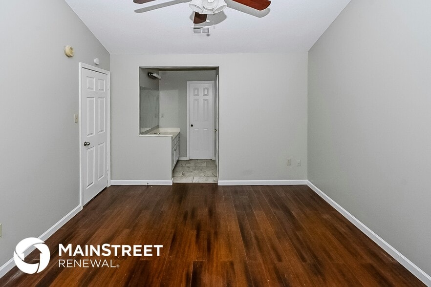 Building Photo - 3740 Ramblewood Dr