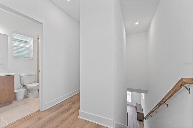 Building Photo - 2311 W Spruce St