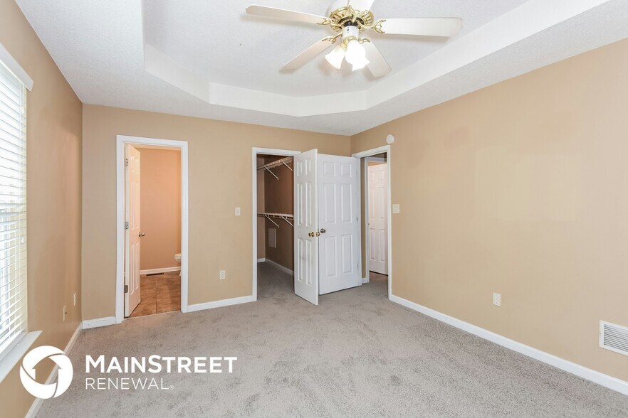 Building Photo - 3385 Slate Dr